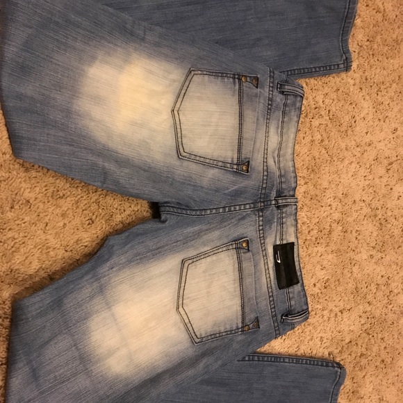 Diesel low Rise, boot cut, jeans - Picture 3 of 8